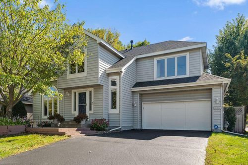 15655 17th Pl N, Plymouth, MN, 55447-6439 | Card Image