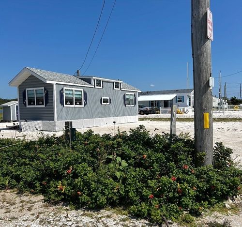 109 E Beach Rd, Westport, MA, 02790-1502 | Card Image