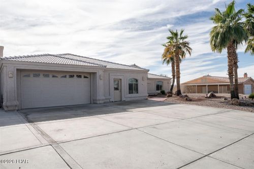 1924 Pima Dr N, Lake Havasu City, AZ, 86403 | Card Image
