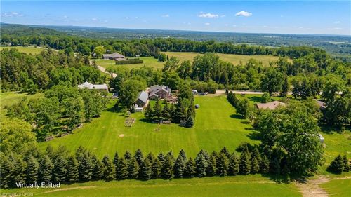 351 Rock Chapel Rd, Dundas, ON, L9H5E2 | Card Image