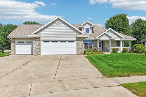 2016 Tumbleweed Drive, Prairie Du Sac, WI, 53578 | Card Image