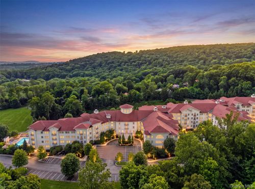 436 Trump Park, Shrub Oak, NY, 10588-1212 | Card Image
