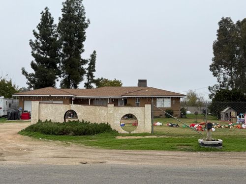 26023 Adell St, Madera, CA, 93638-0879 | Card Image