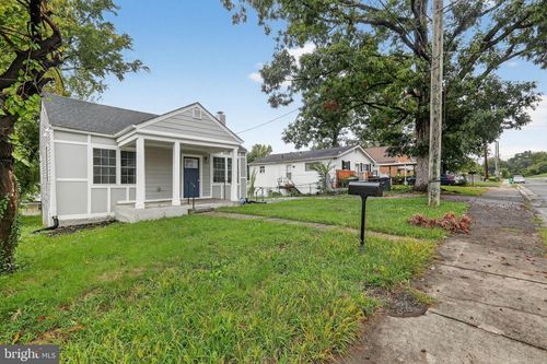 6708 Clinglog St, CAPITOL HEIGHTS, MD, 20743-2518 | Card Image