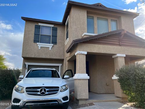 7059 S Ladys Thumb Ln, Tucson, AZ, 85756-5197 | Card Image