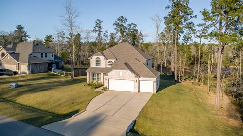 11731 Oakwood Ranch Dr, Willis, TX, 77378-9906 | Card Image