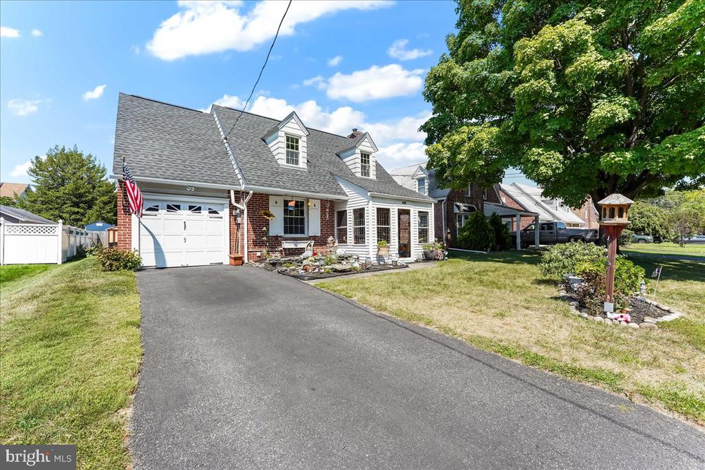 Stiles Ave, Ridley Park, PA 19078