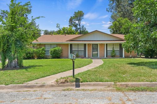 2803 Bois D Arc St, Commerce, TX, 75428-3703 | Card Image
