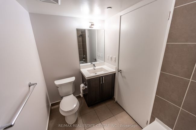 215 - 3091 Dufferin St, Condo with 1 bedrooms, 1 bathrooms and null parking in Toronto ON | Image 11