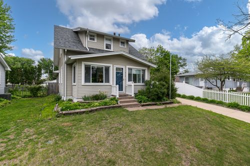 2112 32nd St, Rock Island, IL, 61201-5075 | Card Image