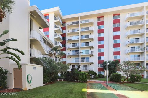 589-2711 N Halifax Ave, DAYTONA BEACH, FL, 32118-3100 | Card Image