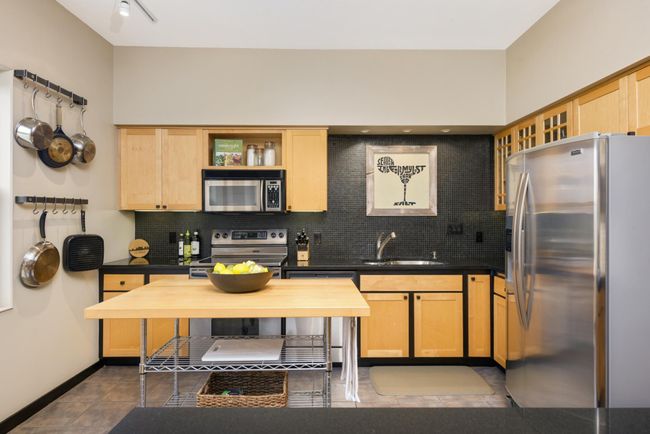 APT-7 - 162 College Ave W, Condo with 2 bedrooms, 1 bathrooms and null parking in Saint Paul MN | Image 14