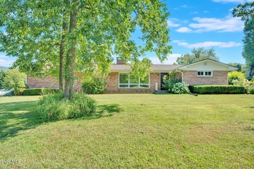 130 Smith Ave, Erwin, TN, 37650-1899 | Card Image