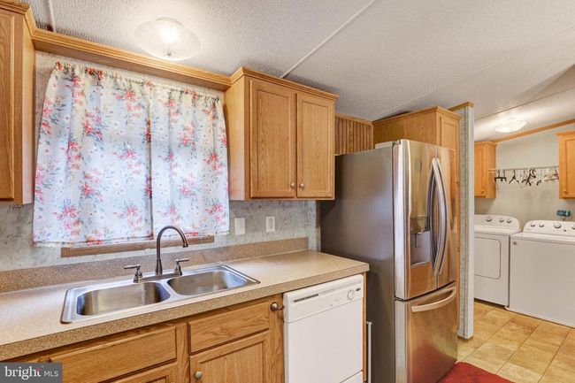 120 Amy Ln, House other with 3 bedrooms, 2 bathrooms and null parking in NEW OXFORD PA | Image 18