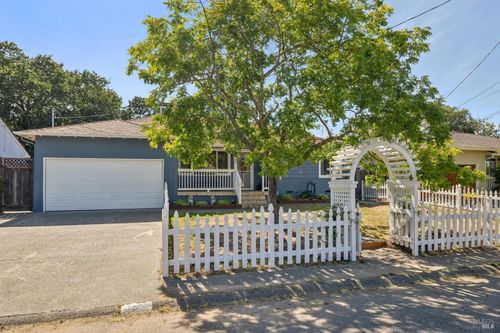 105 Corrillo Drive, San Rafael, CA, 94903 | Card Image