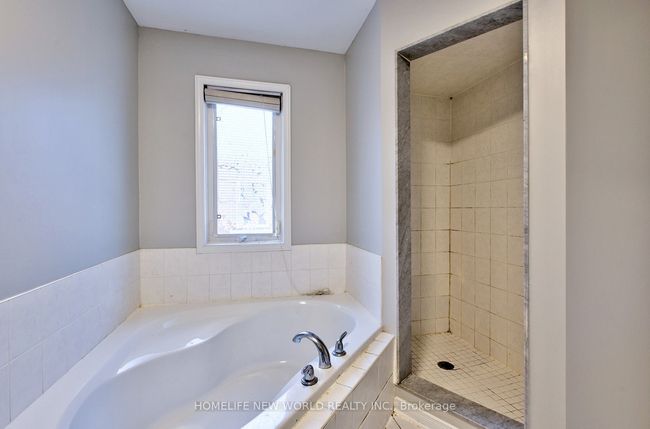 20 Guinevere Rd, House attached with 5 bedrooms, 4 bathrooms and 2 parking in Markham ON | Image 21