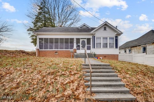 818 5th St, Bristol, TN, 37620-3753 | Card Image