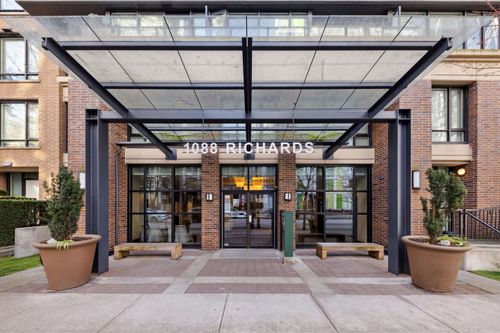 811-1088 Richards St, Vancouver, BC, V6B0J8 | Card Image
