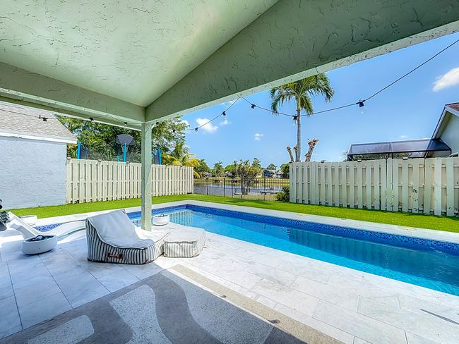 1215 Nw 19 Th Ter, House other with 3 bedrooms, 2 bathrooms and null parking in Delray Beach FL | Image 15