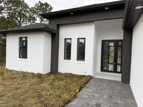 518 Ames St E, LEHIGH ACRES, FL, 33974 | Card Image