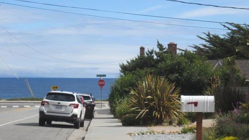 127 Swift Street, Santa Cruz, CA, 95060 | Card Image