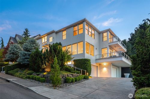 12800 Nw 26th Ave, Vancouver, WA, 98685-2016 | Card Image