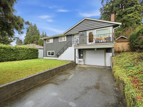 11220 Lansdowne Dr, Surrey, BC, V3R4Z7 | Card Image