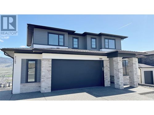 789 Carleton St, Kelowna, BC, V1V0A8 | Card Image