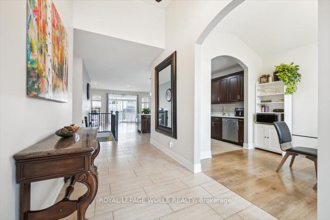 67 E Tree Dr, House other with 4 bedrooms, 3 bathrooms and 2 parking in Breslau ON | Image 5