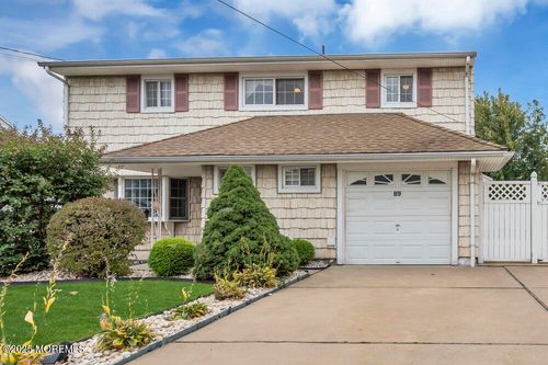 89 Tennyson St, Carteret, NJ, 07008-1840 | Card Image