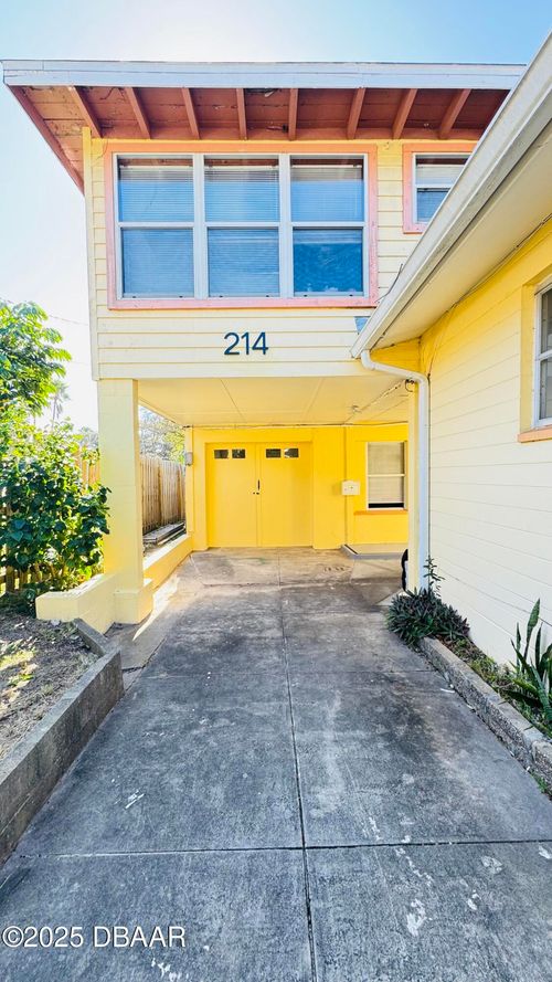 214-glenview-1-212 Glenview Blvd, Daytona Beach, FL, 32118-3809 | Card Image