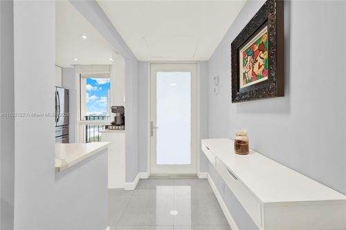 apt-707-521 N Riverside Dr, Pompano Beach, FL, 33062-4725 | Card Image