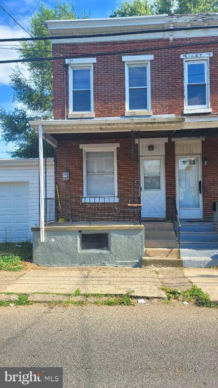 Hobart Ave, Trenton, NJ 08629