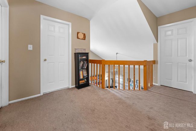 9 Amara Ct, House other with 3 bedrooms, 3 bathrooms and null parking in Old Bridge NJ | Image 20