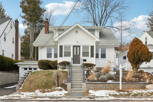 55 Roosevelt Ave, West Orange, NJ, 07052-2337 | Card Image