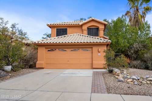 5200 N Whitehurst Pl, Tucson, AZ, 85750-7027 | Card Image