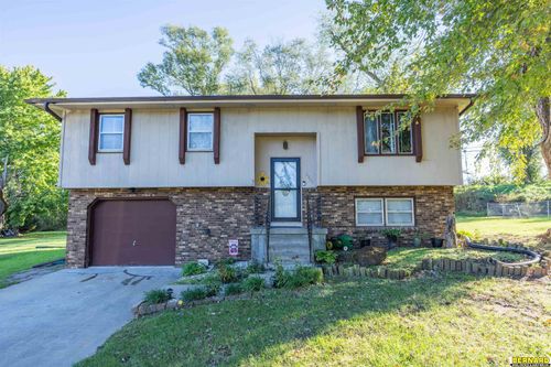 2301 Lynch Avenue, Auburn, NE, 68305 | Card Image