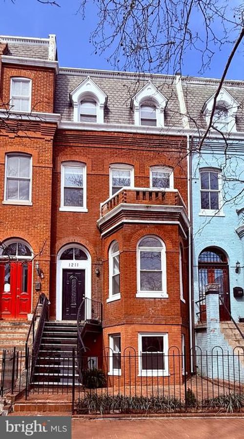 1211 Q St Nw, WASHINGTON, DC, 20009-7854 | Card Image