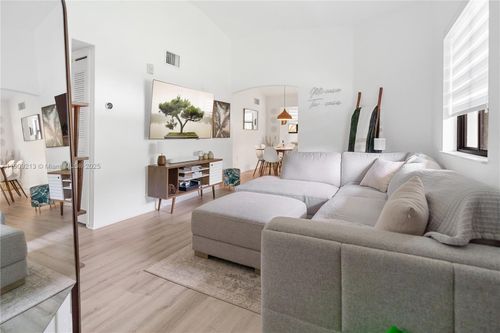 unit-206-22731 Sw 88th Pl, Cutler Bay, FL, 33190-2025 | Card Image