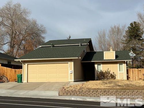 1785 Kings Row, Reno, NV, 89503 | Card Image