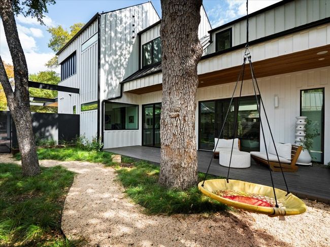 3313 Bonnie Rd, House other with 4 bedrooms, 4 bathrooms and 3 parking in Austin TX | Image 34