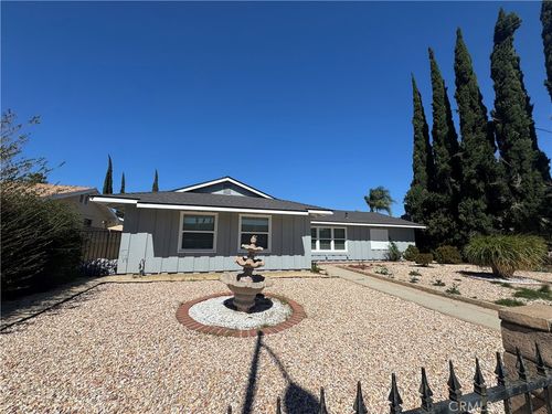 20431 Lassen St, Chatsworth, CA, 91311-5370 | Card Image