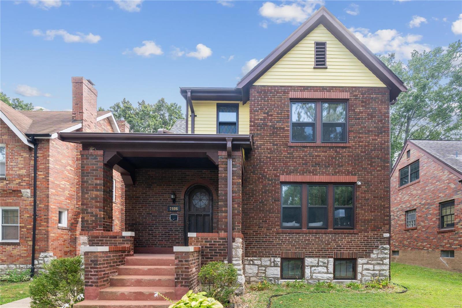 Winchester Dr, Saint Louis, MO 63121