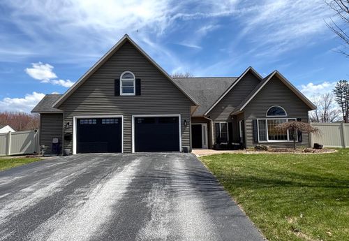 5 Evelyn Ln, Swanton, VT, 05488-4429 | Card Image