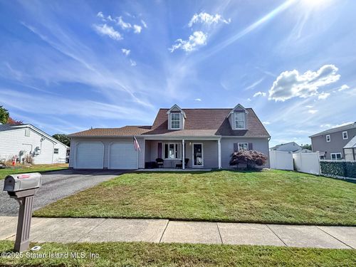 7 Cherry Bend Dr, Howell, NJ, 07731-2278 | Card Image