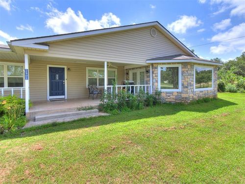 2401 156th Ave Ne, Norman, OK, 73026-9064 | Card Image