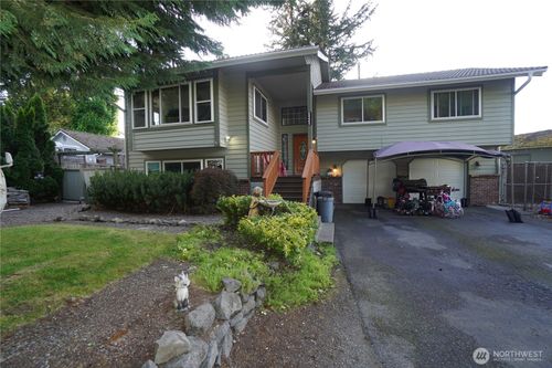 24403 224th Avenue Se, Maple Valley, WA, 98038 | Card Image