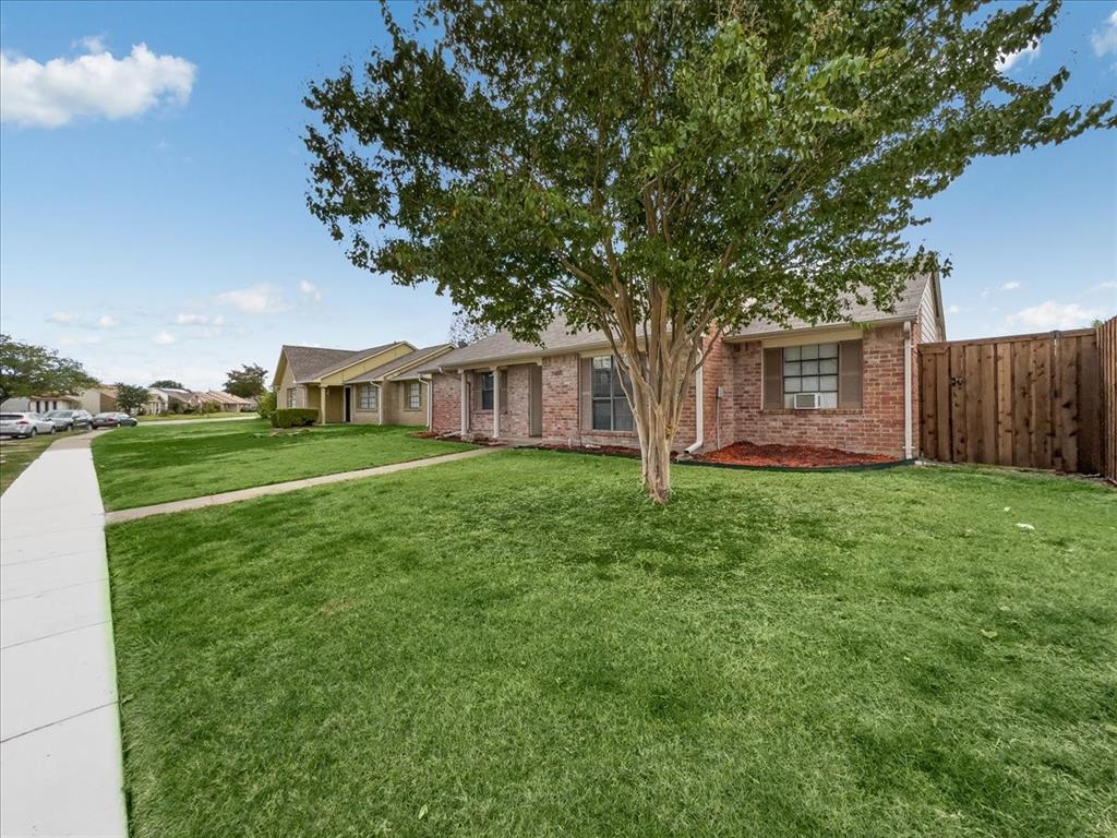 Baker Dr, The Colony, TX 75056