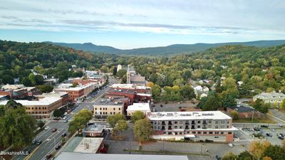 303 - 34 Bridge St, Condo with 2 bedrooms, 2 bathrooms and null parking in Great Barrington MA | Image 2