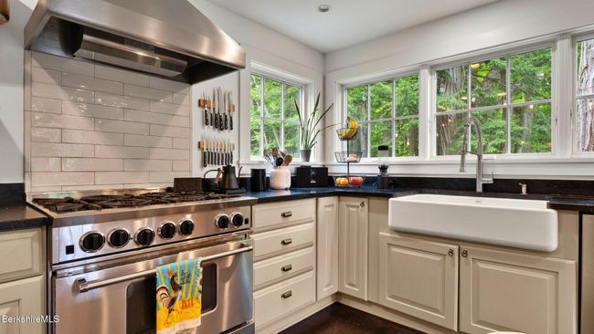 8 Yale Hill Rd, House other with 4 bedrooms, 4 bathrooms and null parking in Stockbridge MA | Image 8